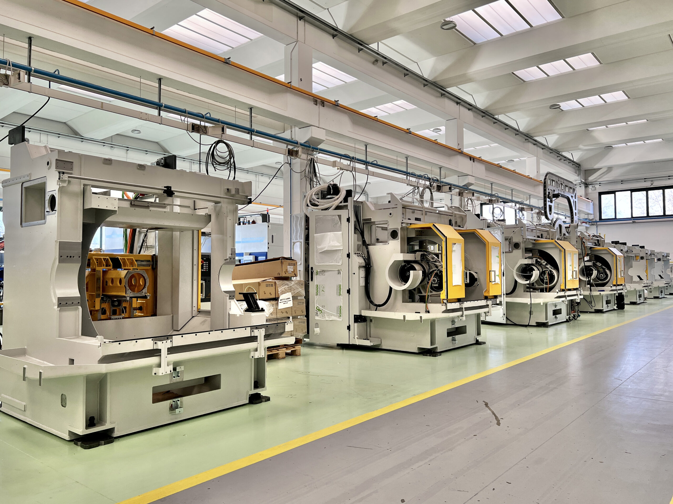 5-axis Horizontal Machining Centers, CNC mills